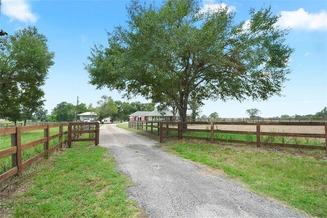 Building Photo - 38279 FM 1488 Rd