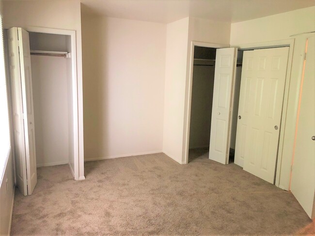 1BR - Willow Garden Apartments