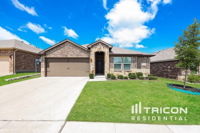 Building Photo - 2560 Saldana Dr