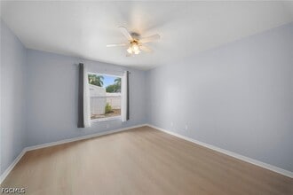 Building Photo - 15624 Sunny Crest Ln