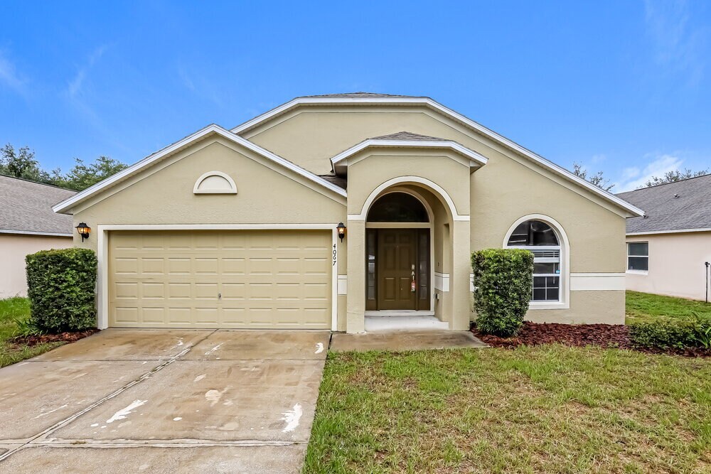 Foto principal - 4067 Waltham Forest Dr