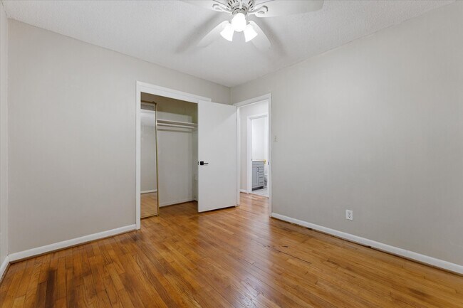 Building Photo - 7014 Rookin St