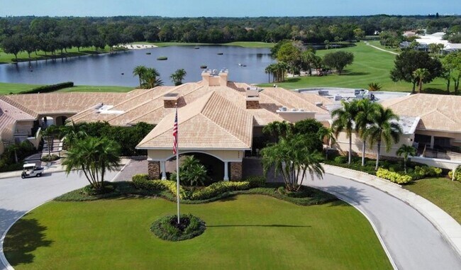 Foto del edificio - 5360 Hyland Hills Ave