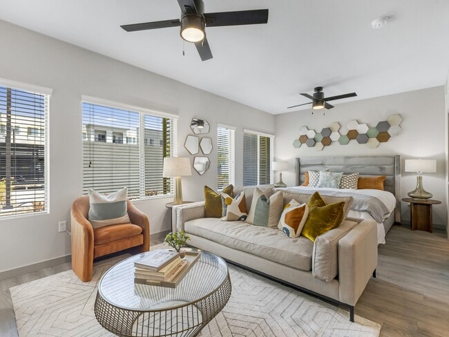 Interior Photo - Viva Summerland