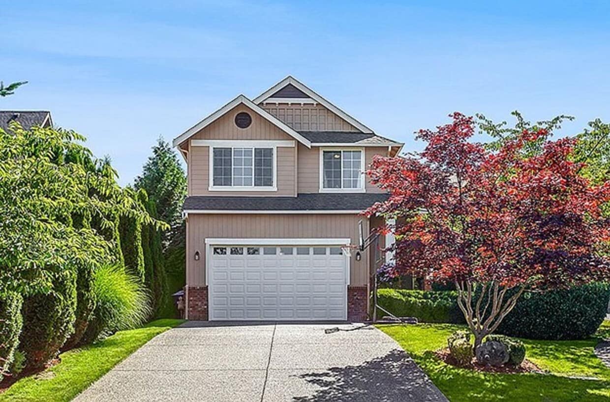 Foto principal - A Beautiful Picture Perfect Home with 4 Be...