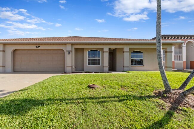 Foto del edificio - 409 SW 47th Ter