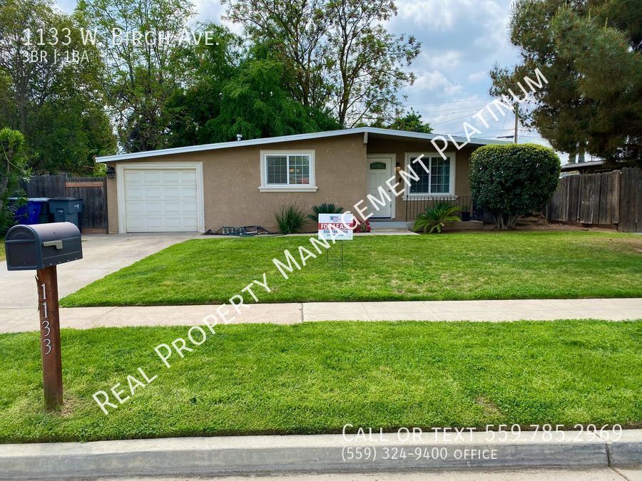Primary Photo - $1,895 Pinedale, 3 Bedroom/1Bath W. Birch ...