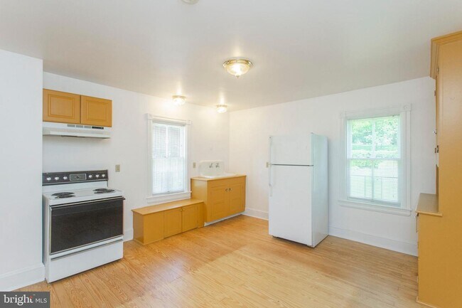 Building Photo - 76 S 1st Ave