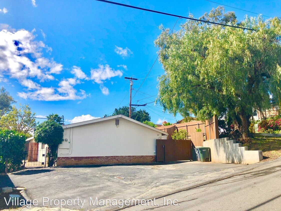 Primary Photo - 104 S Pasadena Ave