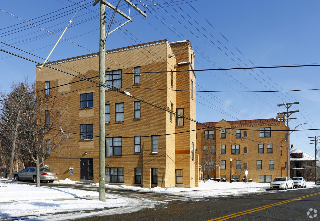 Building Photo - Karley Square Apartments