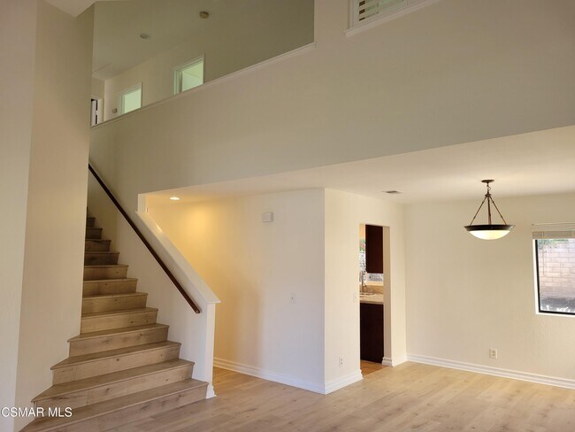 Foto del edificio - 2375 Hampton Ave