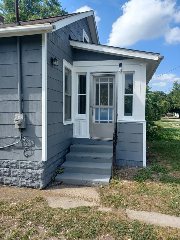 Building Photo - 980 Barney Ave