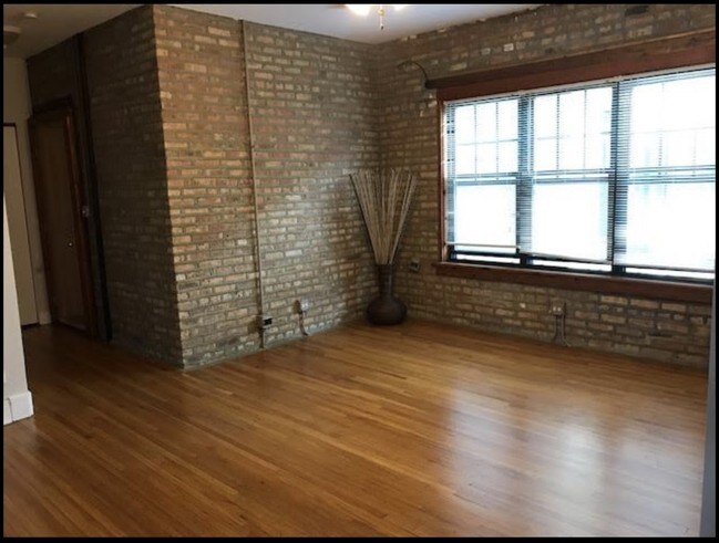 Foto del edificio - 7033 N Sheridan Rd