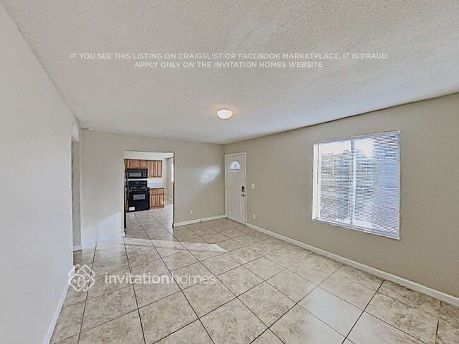 Building Photo - 6424 S 44th St