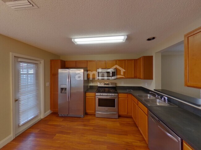 Foto del edificio - 28721 Seashell Ct