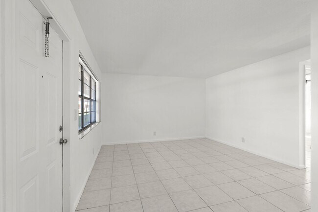 Interior Photo - Bicycle Club