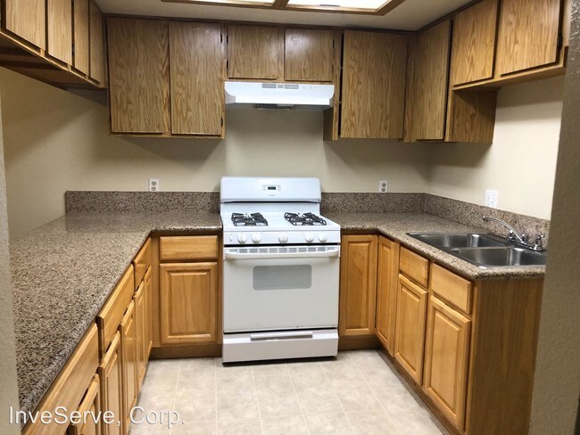 Building Photo - Sunrise Villa Apartments