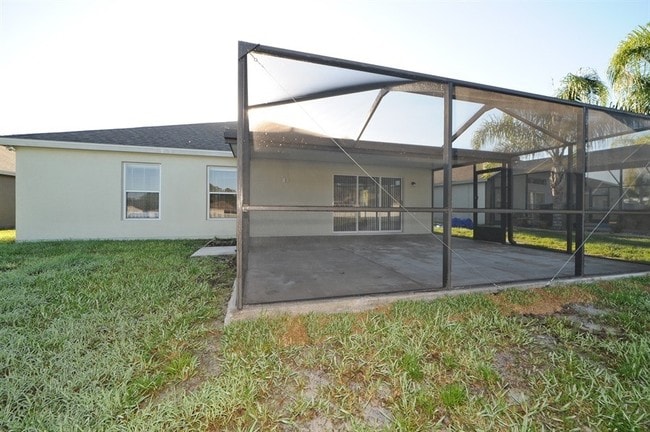 Building Photo - 25401 Lexington Oaks Blvd