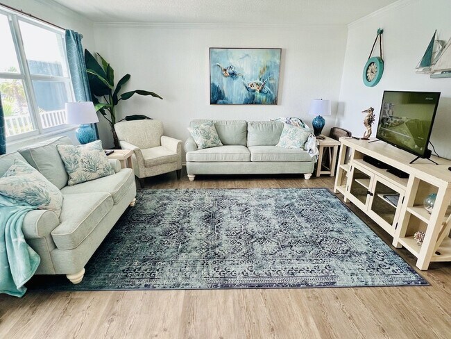Living Room w/Smart TV - 1859 Shore Dr S