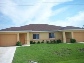 Primary Photo - 907 Chenault Street - Nice 3 bedroom Duplex