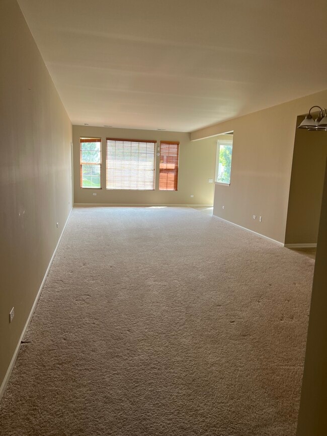 Building Photo - 13385 Rockton Trl