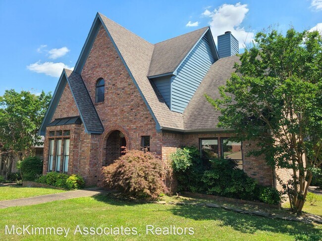 Building Photo - 4 br, 2.5 bath House - 1308 North Point Lane