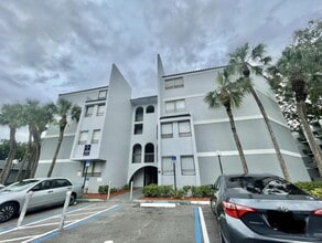 Building Photo - 2000 N Congress Ave