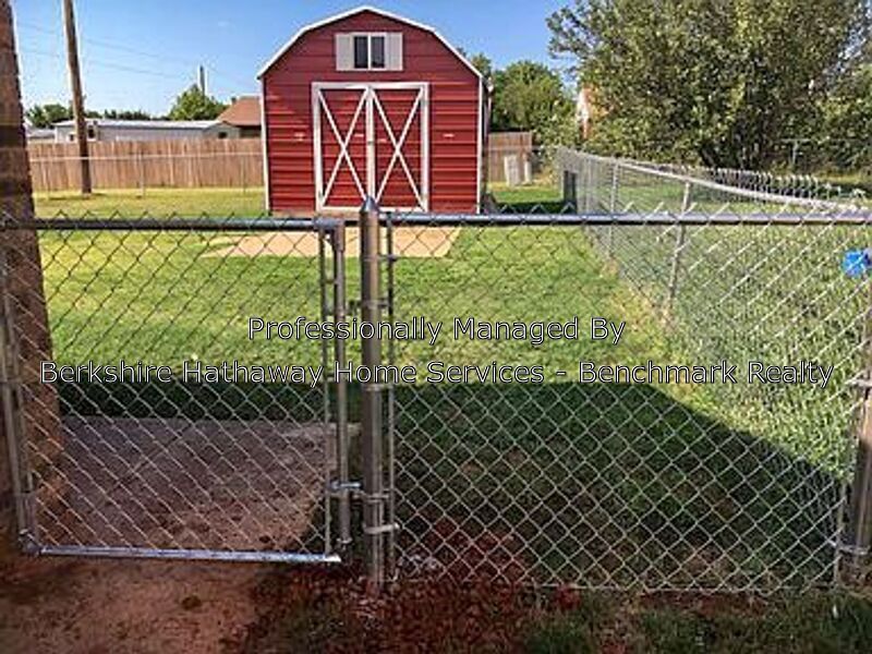 1201 Dove Hollow Ln, Tecumseh, OK 74873 House Rental in