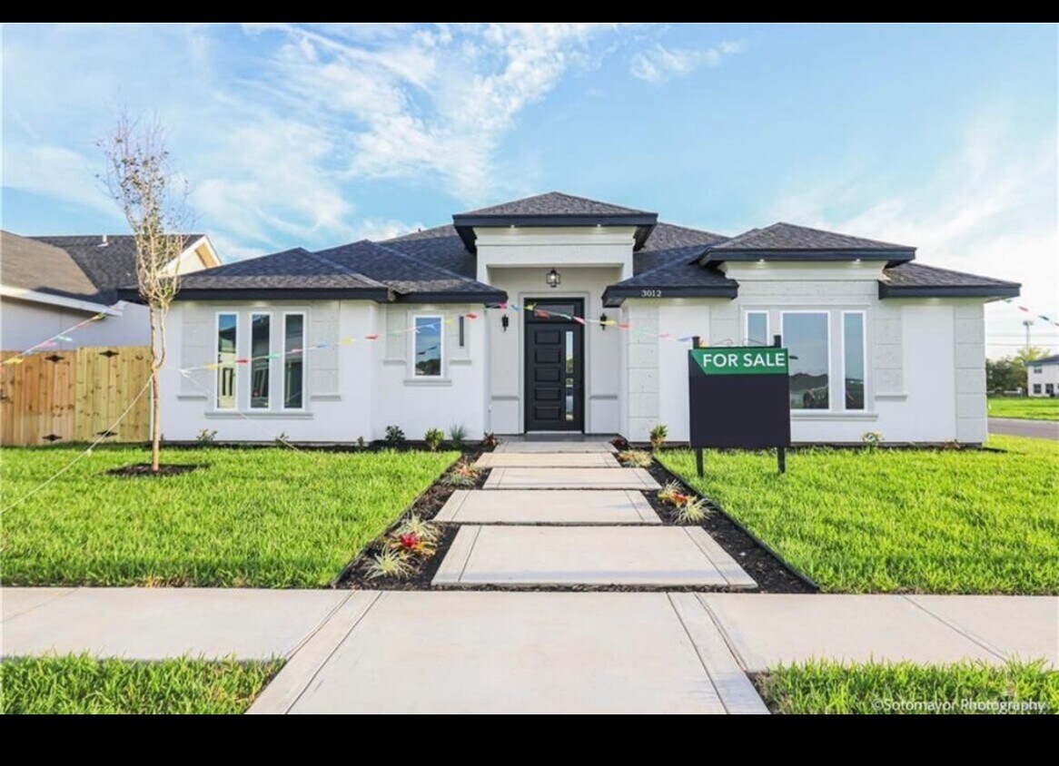 Foto del edificio - 3012 E Rabbit Run Ave