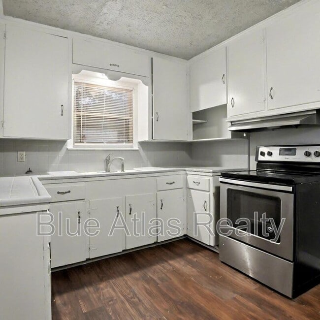 Building Photo - 4204 Pate Dr