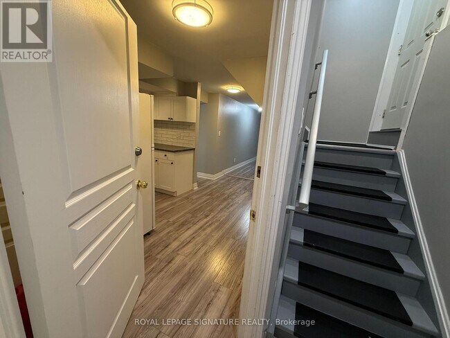 Photo du bâtiment - 28 Huntley Ct