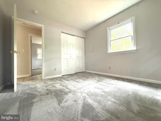 Building Photo - 45766 Guenther Dr