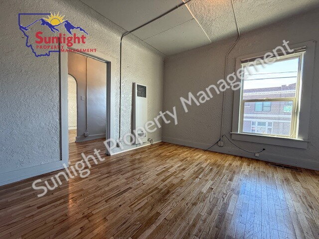 Foto principal - Cute 1 bed 1 full bath Apartment