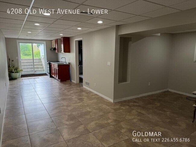 Photo du bâtiment - Lower Unit Available in South Windsor