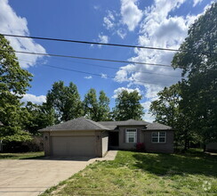 Building Photo - 542 Stone Rd