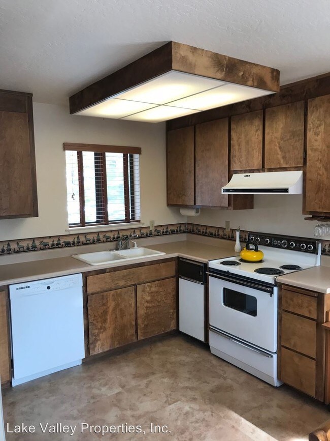 Building Photo - 2 br, 2.5 bath House - 1258 Timber Lane