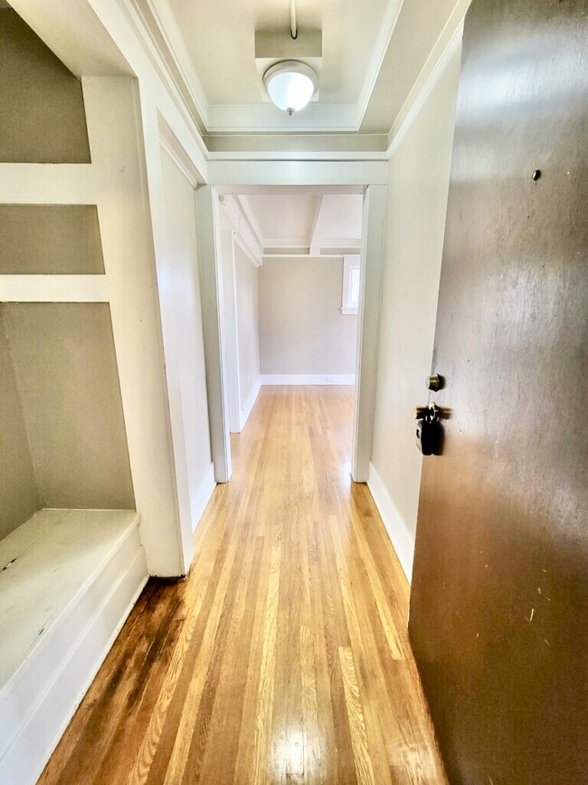 Foto del edificio - 901 N M St