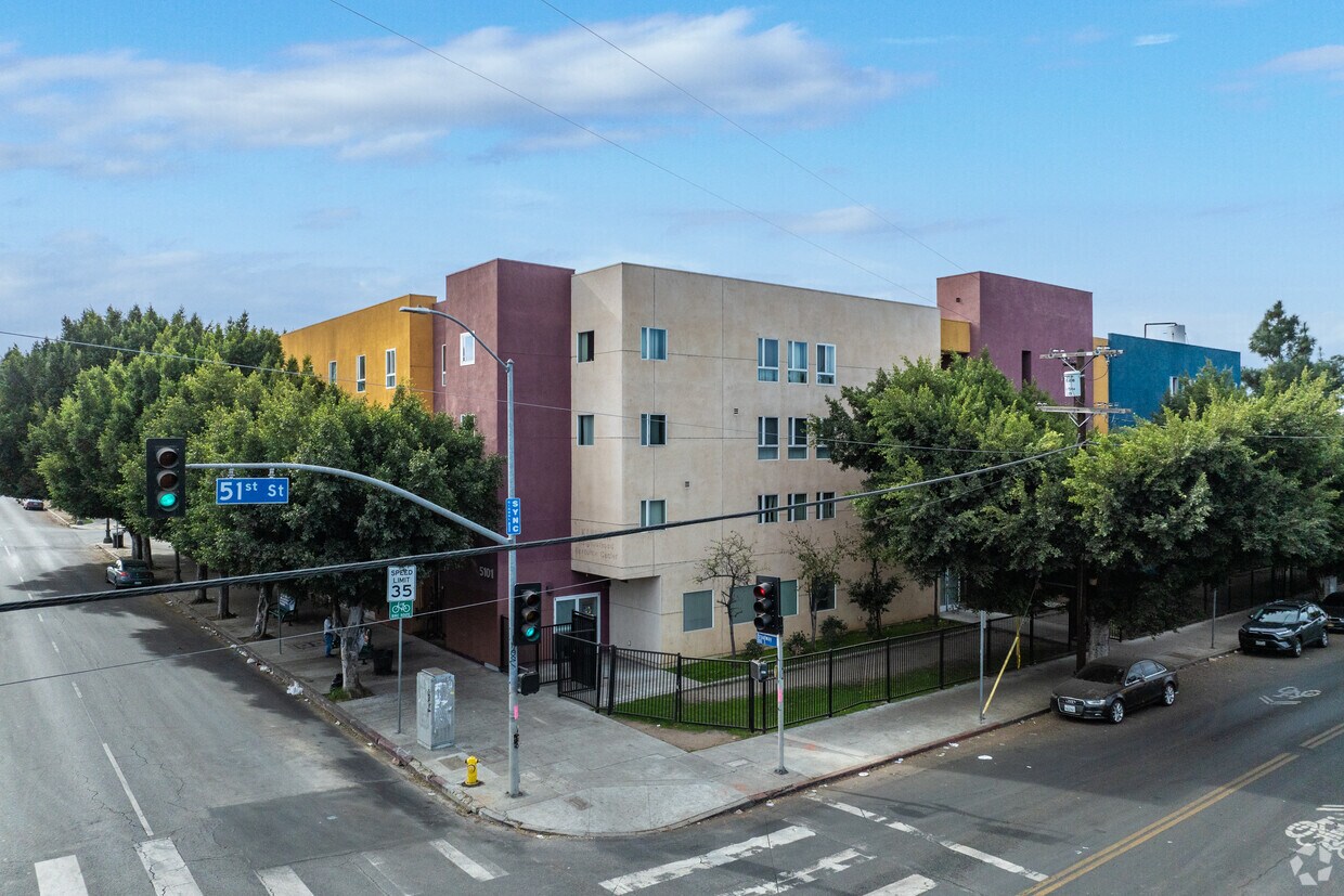 Building Exterior - Broadway Village II