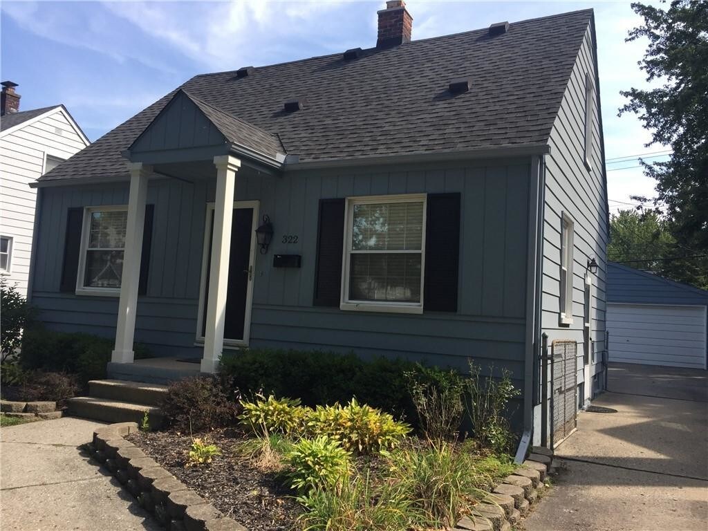 Primary Photo - 322 N Rembrandt Ave