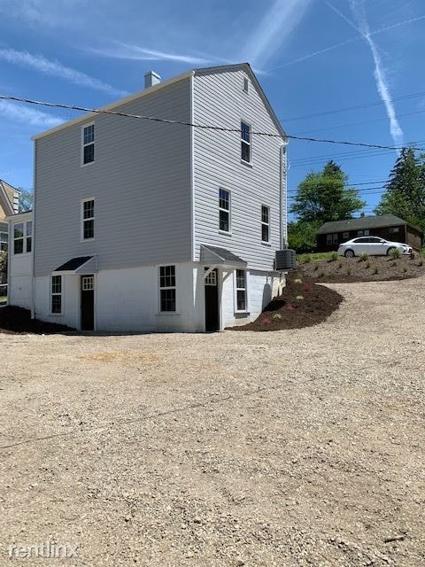 Building Photo - 205 McMichael Rd