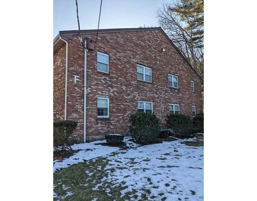 Building Photo - 22 Kingswood Dr