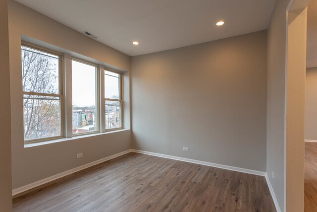 Building Photo - 4656 N Albany Ave