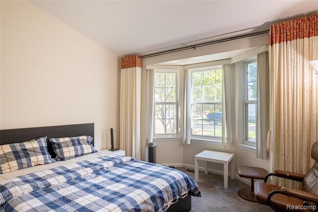 Foto del edificio - 41063 Millbrook Dr