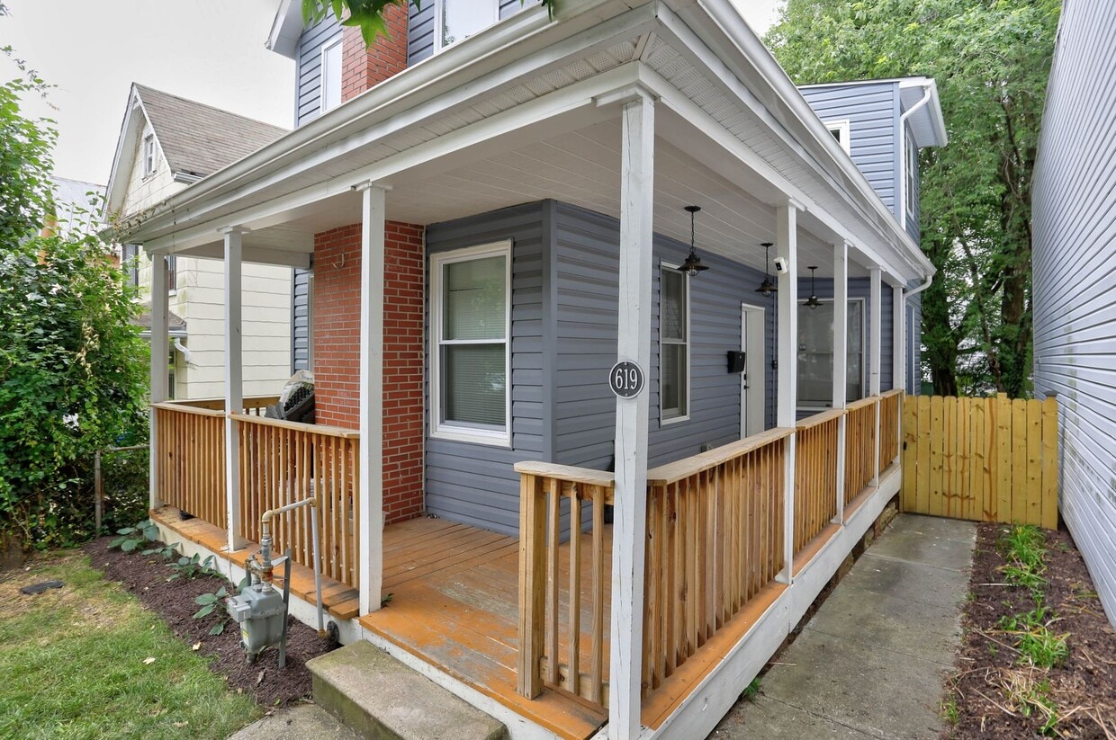Photo - 619 E 35th Street