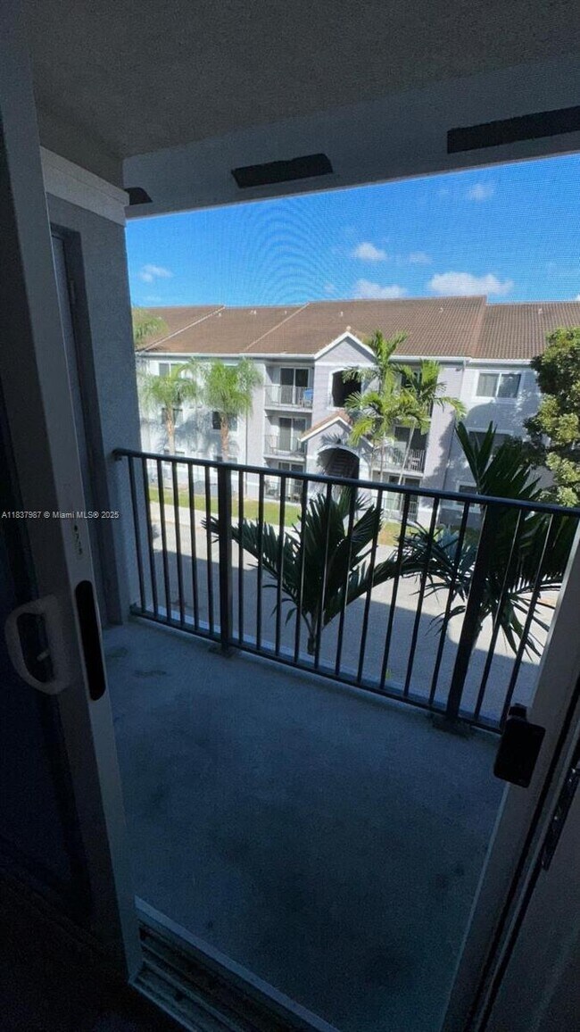 Foto del edificio - 15460 SW 284th St