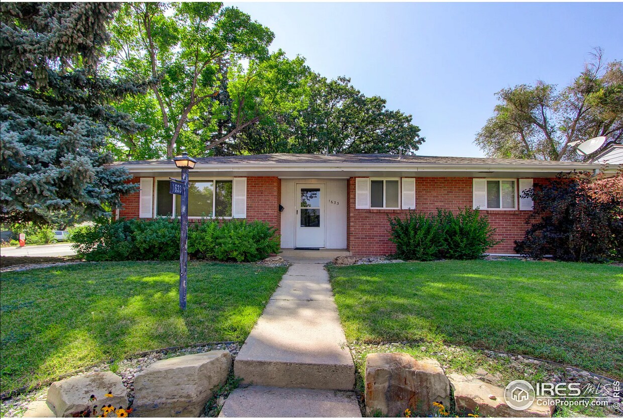 Foto principal - 1633 Smith Pl