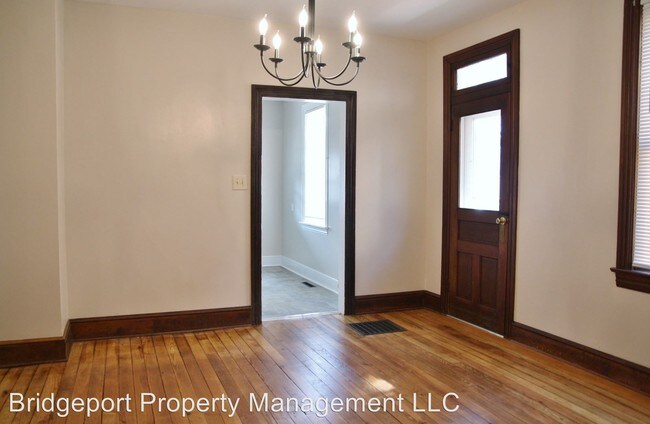 Building Photo - 418-420 S Market St