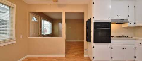 Building Photo - 2790 Ganic St