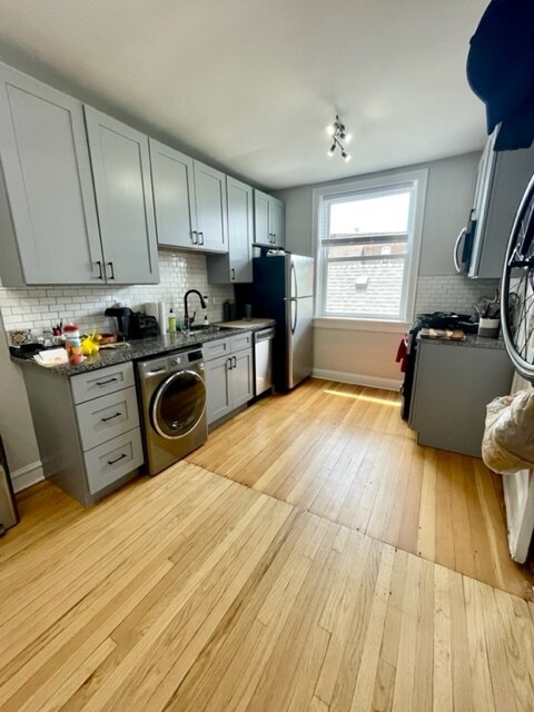 Foto del edificio - 4858 N Hermitage Ave