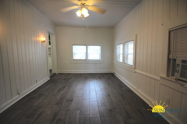 Foto del edificio - Nice 2 Bedroom Cottage in Mary Esther!